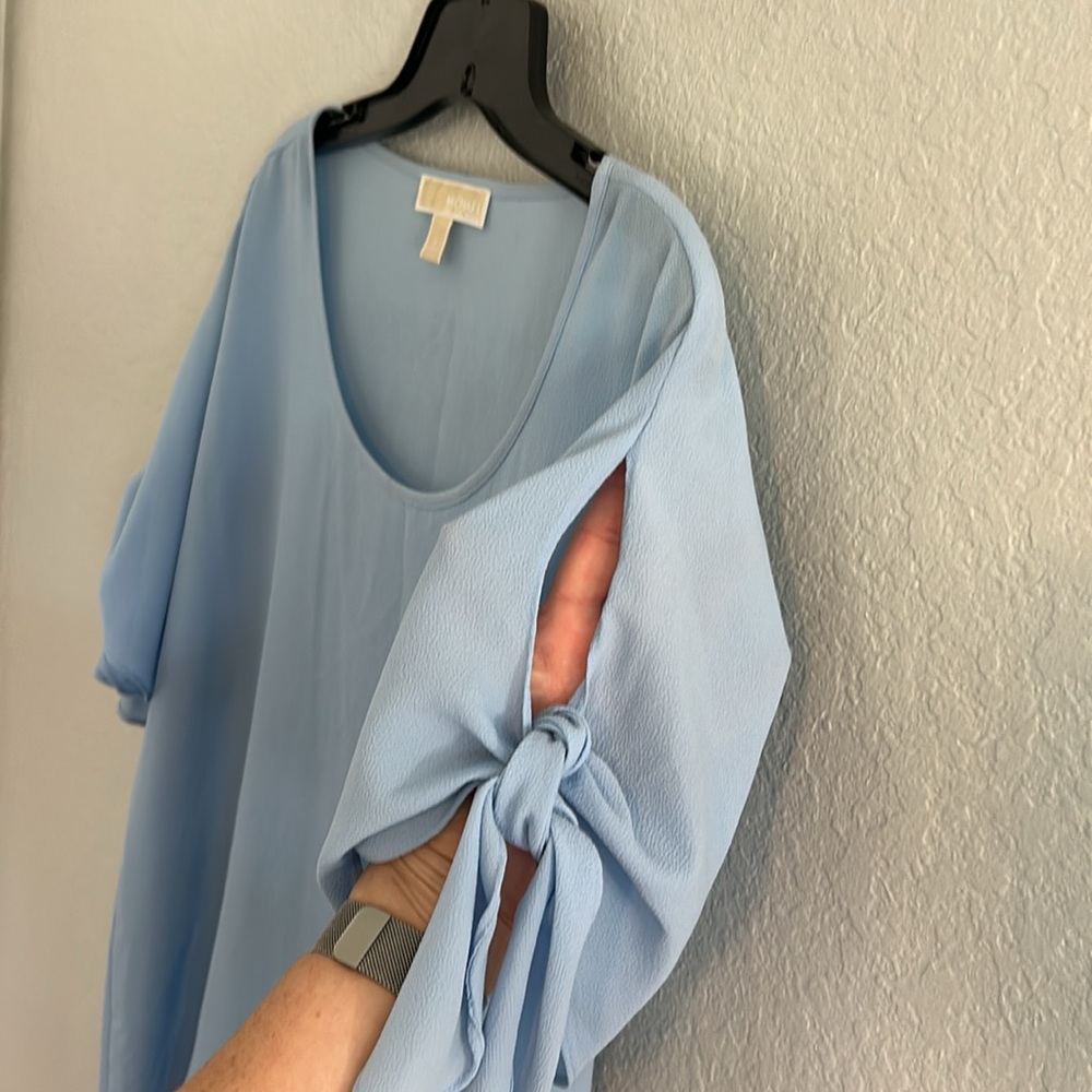 Office/night out baby blue blouse - Picture 4 of 6